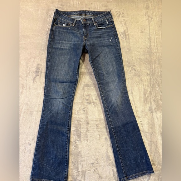 Levi’s Demi Curve Skinny Bootcut Sz 28
Western 90’s Y2K - Picture 1 of 7